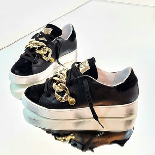 Sneakers Sydney con catena nero VV21105