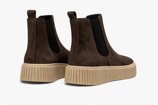 Stivaletto beatles cioccolato camoscio VV25101